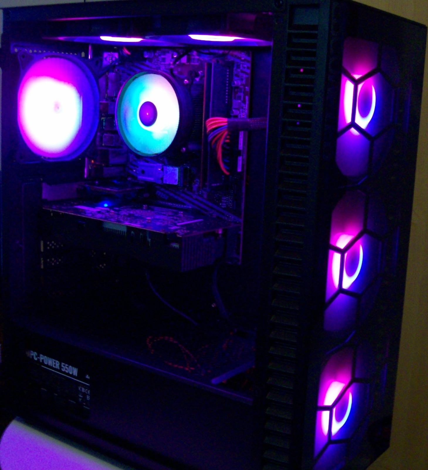 Game PC Ryzen 5 PRO 3400G, 16GB RAM, 256GB NVMe SSD, WLAN, GTX1050 2GB, Win 11 Pro