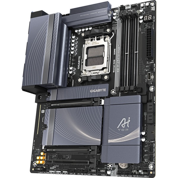 GIGABYTE B850 AI TOP, Mainboard - Bild 4