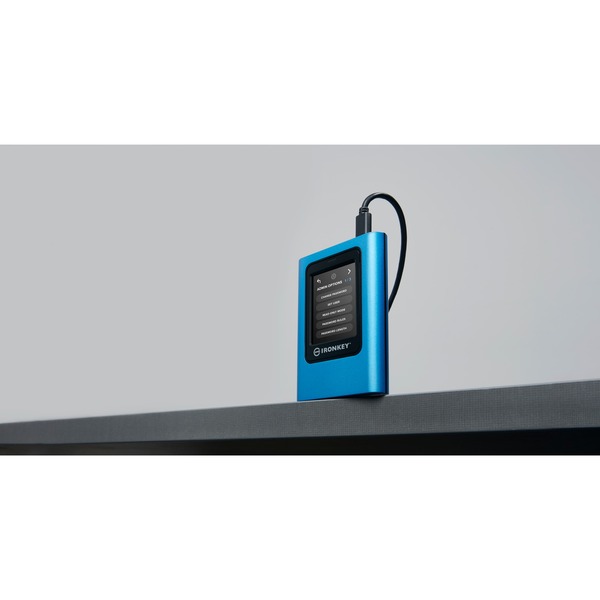 Kingston IronKey Vault Privacy 80 960 GB, Externe SSD (blau/schwarz, USB-C 3.2 Gen 1 (5 Gbit/s)) - Bild 7